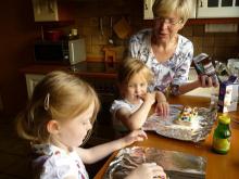 Newsletter Familien - So gelingt es mit der Granny